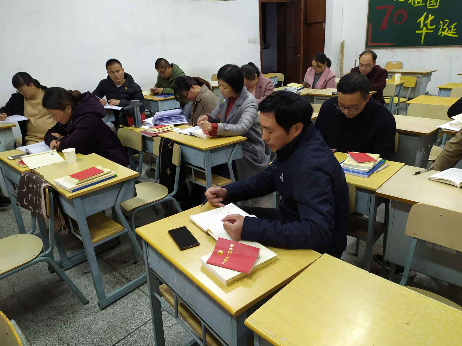 a15a5d8bcac1475f82cf6828129b2544.jpg