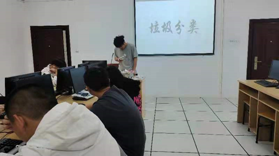 668e019d9ea948689e3c395190cf1a04.png