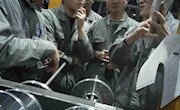 现代学徒显成效车间变成大讲堂