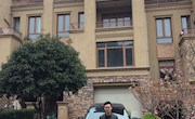 千磨万击还坚韧，任尔东南西北风
