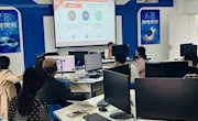 整资源凝特色，推动本科专业建设上水平