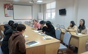 相互交流促成长——计算机教研室举行教师座谈会